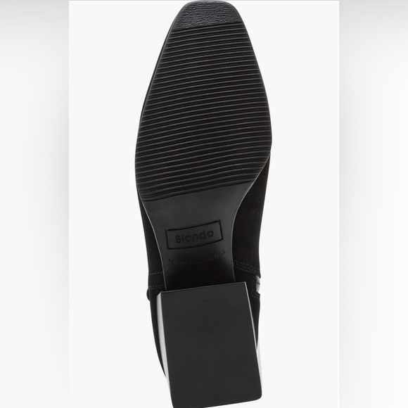 BLONDO Twila Waterproof Knee High Suede Boot
Size 8 - Picture 7 of 9